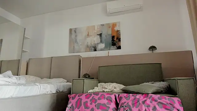 Neith_Cole live cam