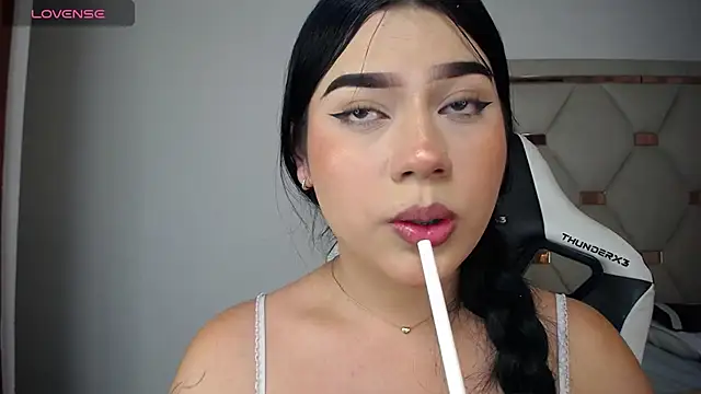 Ashley_piinkk_ webcam