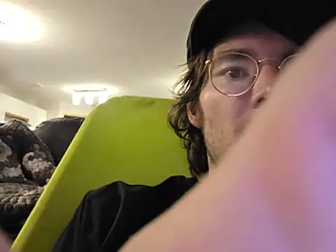 KinkyKittyBoy webcam