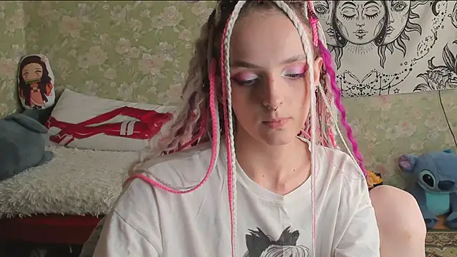 Cutie_Adelia webcam
