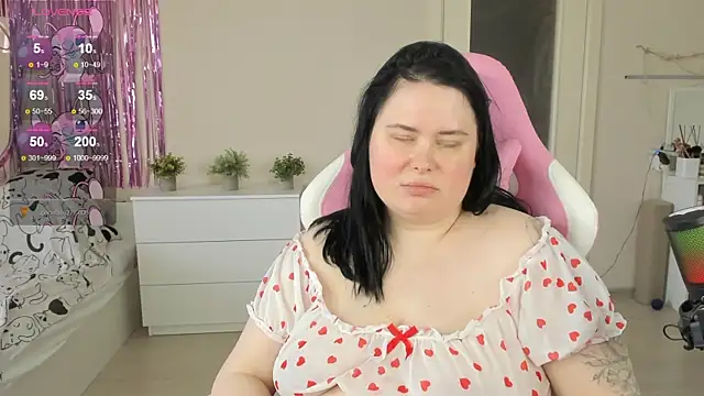 Akemi_BBW webcam