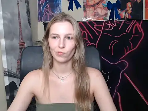 StrangerGi webcam