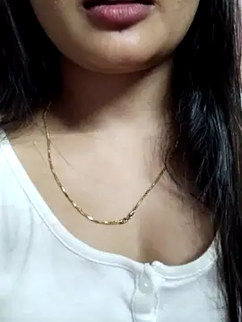 Wild-janvi webcam
