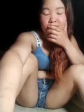 lylylove - Lylylove's free webcam - UK Sex Cams