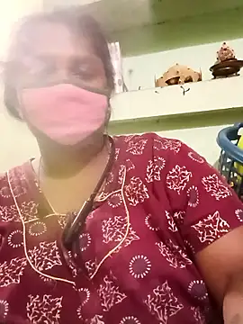 tamilkaviya431 webcam