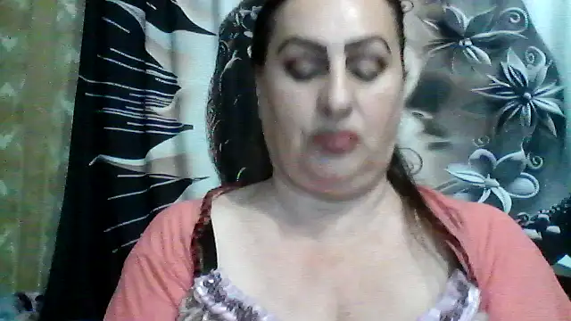 LoaqLovew webcam