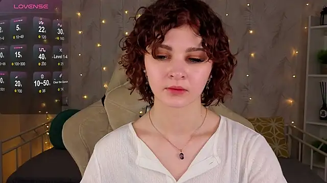 Kira__Fluffy webcam