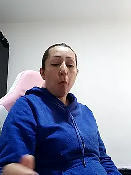 beautyfullchrys webcam