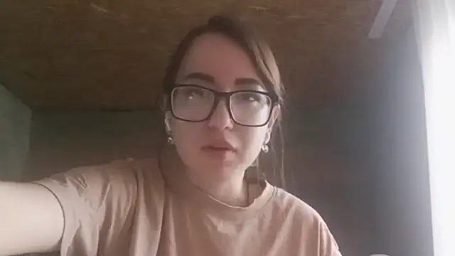 OliviaMoment webcam