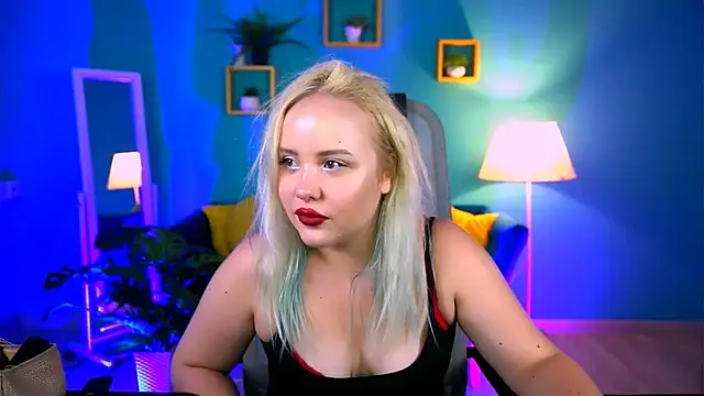 stellawatts webcam
