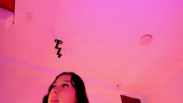 cristinerainn_ - CristineRainn_'s free webcam - UK Sex Cams