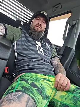Beardedtattood live sex cam