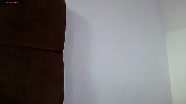 Jullyenn3 webcam