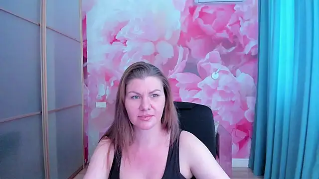 LunaKissesx webcam