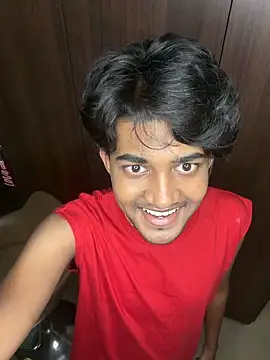 nilanfucks (M young) - Oil on my Chest
