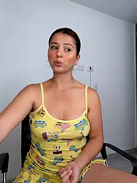 Nahiajhonson_ webcam