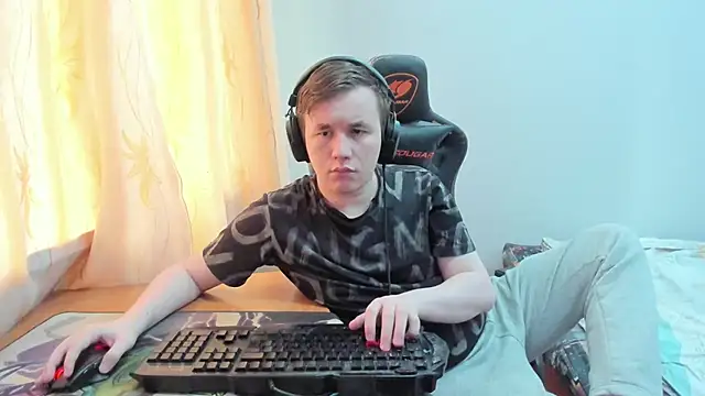 iliaskrislove webcam