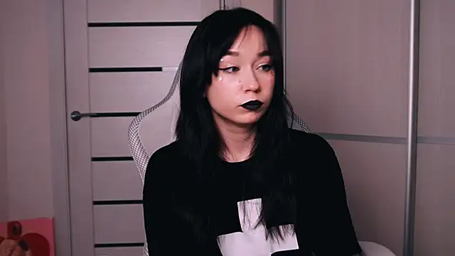 Kimiko__ webcam