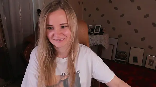 MiaSparkes webcam