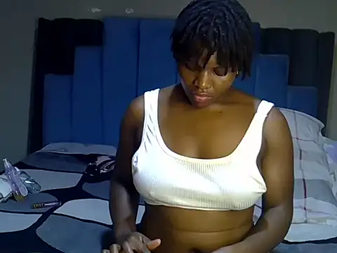 melanin_moon webcam