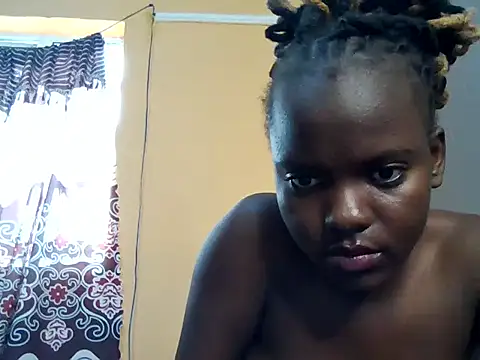 Cocoa_petite