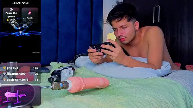 Issac_james_ webcam