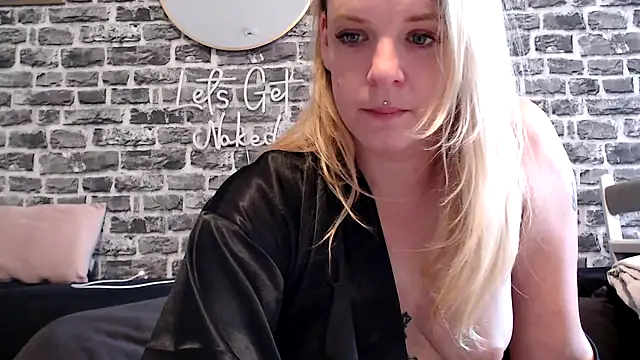 SexyMilf_1987 webcam
