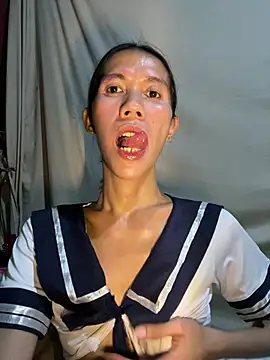 LoveRUBY143 webcam