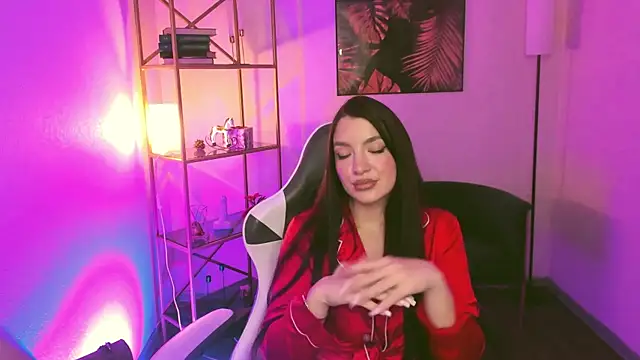 AlishaKisss webcam