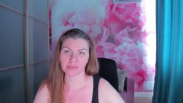 LunaKissesx webcam