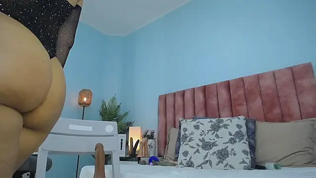 nana_levy webcam