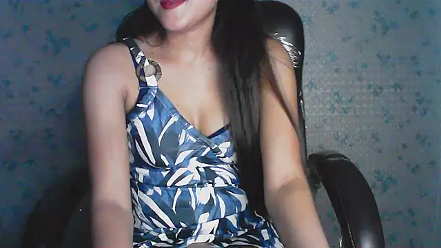 collage_hoty live cam