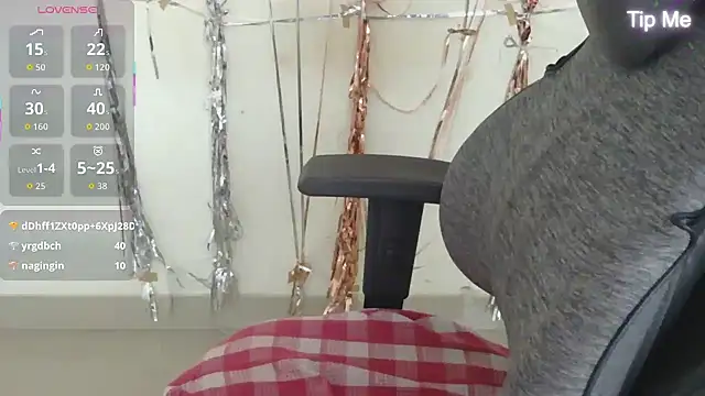 punemodel webcam