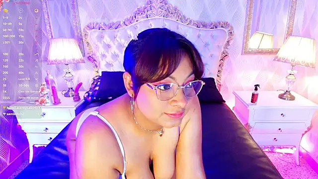 alexa_cruz__ webcam