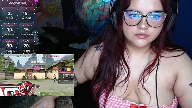Annee23 live cam on StripChat