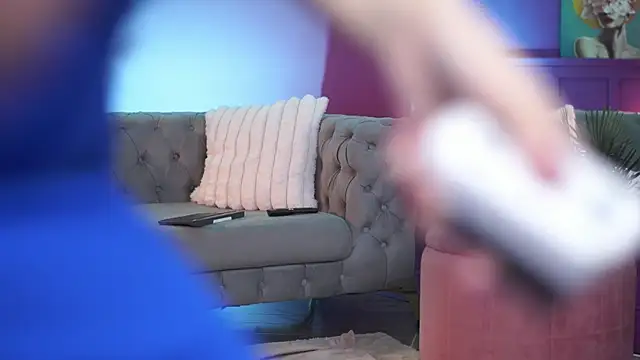 EllaBlake webcam