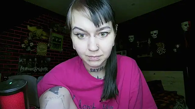 MessalinaOfficial webcam