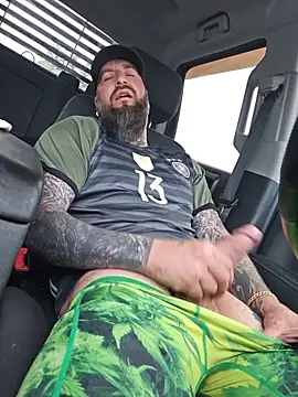 Beardedtattood live cam
