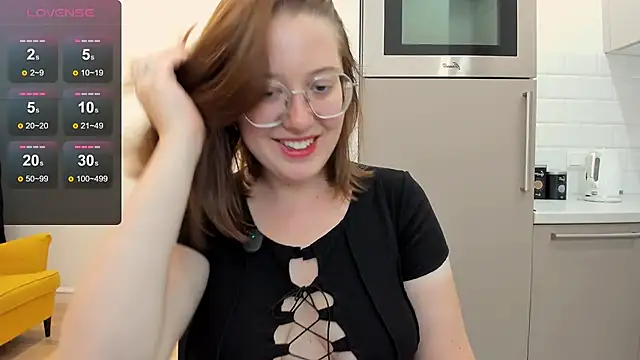 Charmy_Gracy webcam