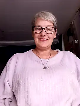 irinamaux live cam