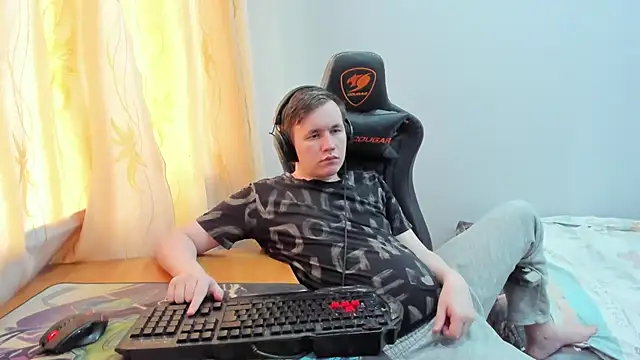 iliaskrislove webcam