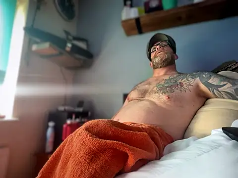 Tattooednakedguy webcam