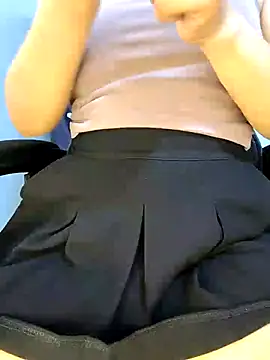 Bee___breastmilk webcam