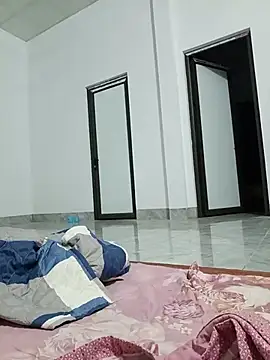 pitty_mymi webcam