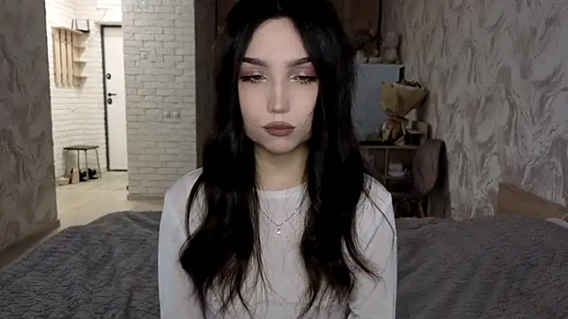 Qwami_Amie webcam