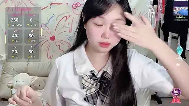 xiaoguai99 webcam