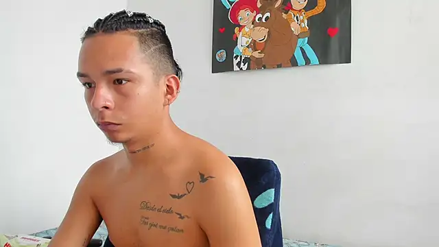 bliinkii_and_luka_ webcam
