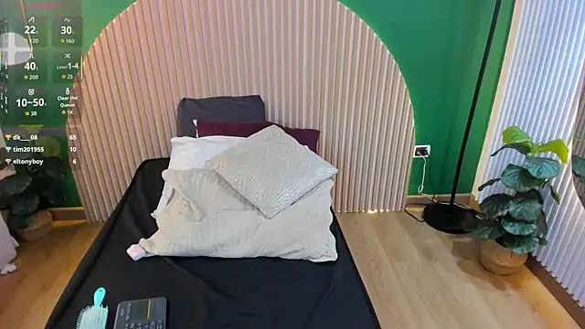 Alicecoule_ webcam