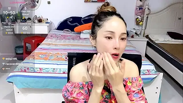 miaomiao-99 webcam