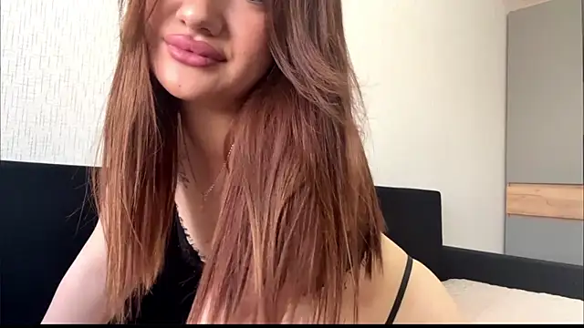 EmilyStellari webcam